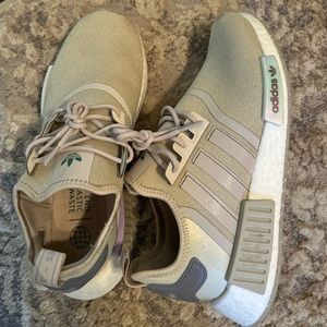 Women’s Adidas NMD’s size 9.5